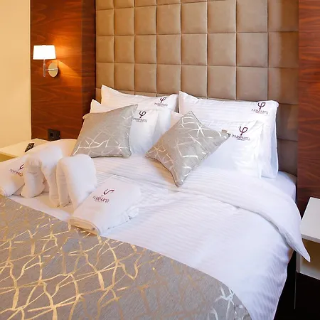 Passpartu Garni Hotel