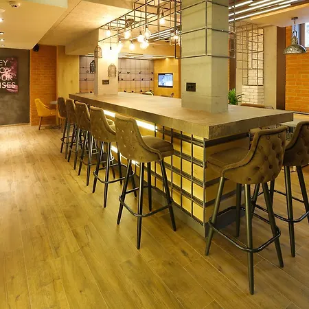 Hotel Passpartu Garni 4*