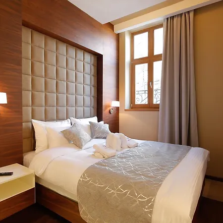 Passpartu Garni 4* Belgrad