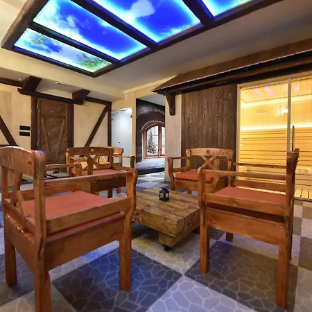 Hotel Passpartu Garni 4*